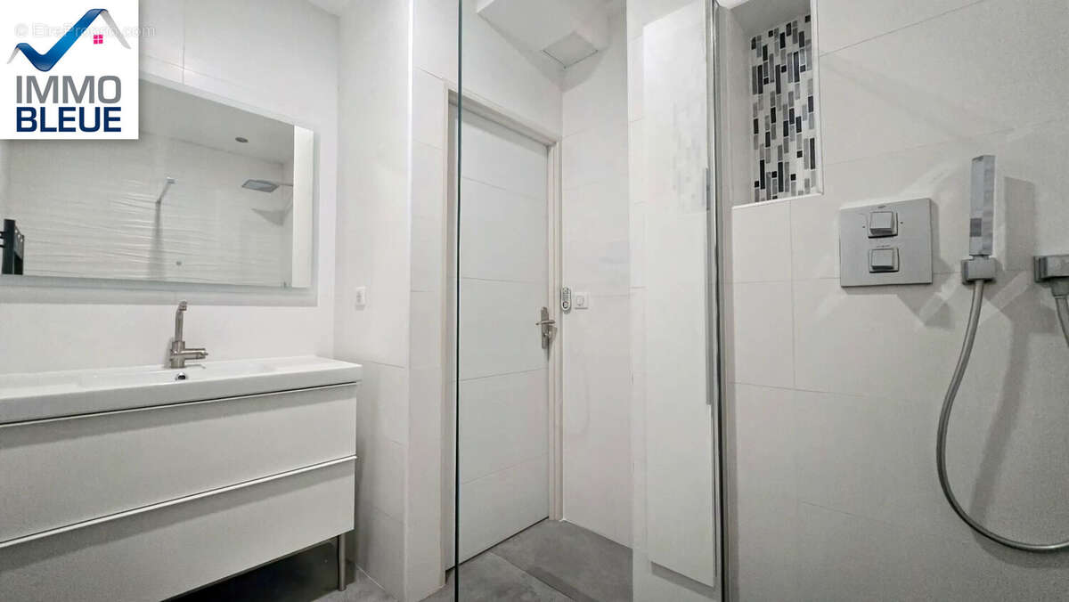 Appartement à CARRY-LE-ROUET