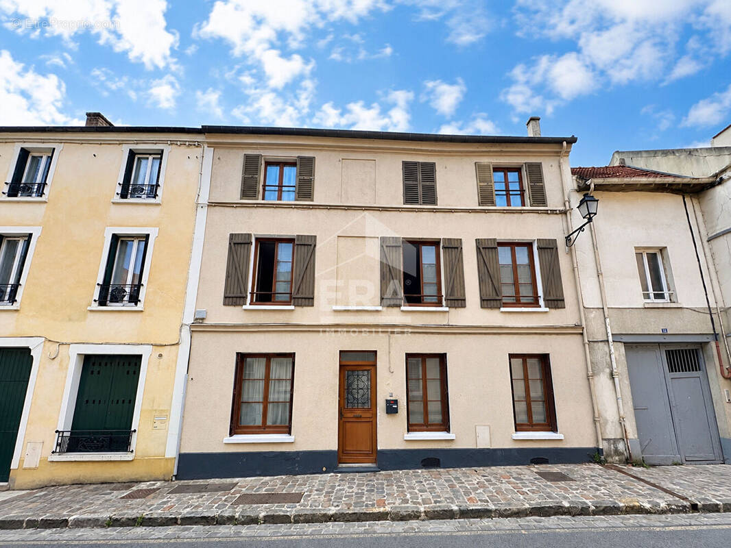 Maison à LUZARCHES