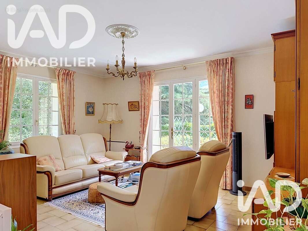 Maison 177 m² à Conflans-Sur-Loing  - photo 5