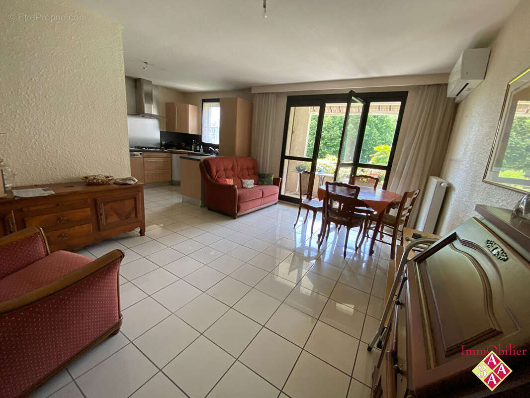 Appartement à CROLLES