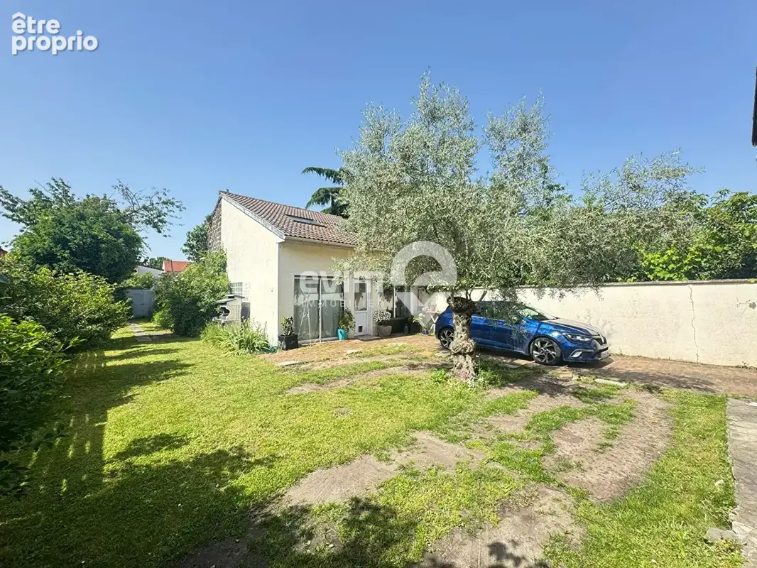 Grande maison familiale avec logement indépendant calme absolu en arrière-lot - photo 2