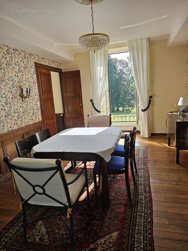 Maison à MOULINS-ENGILBERT