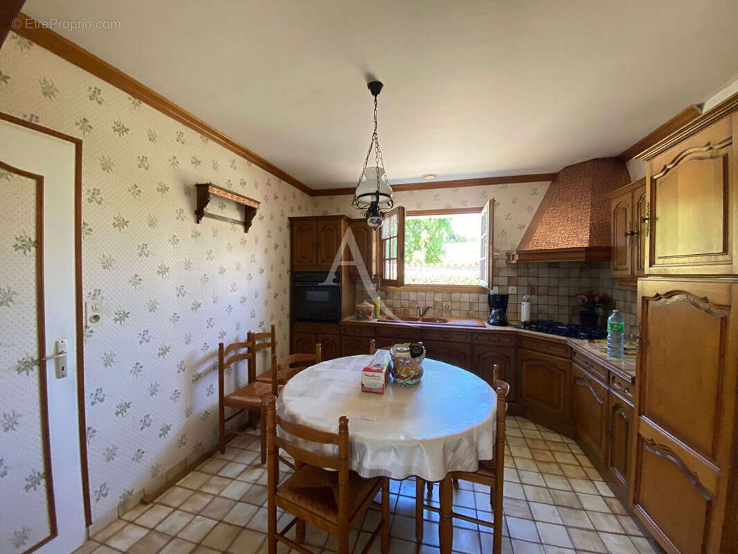 Maison à SAINT-HILAIRE-LA-FORET