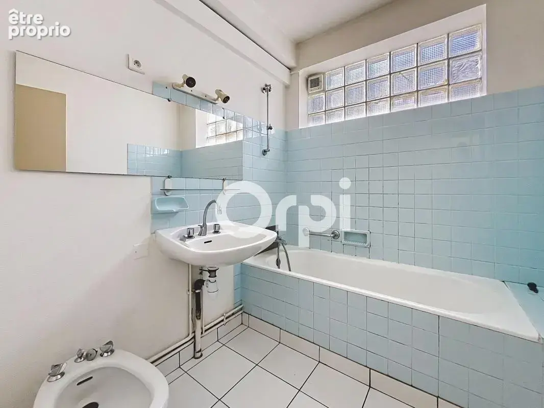 Appartement À Vendre proche de l'hyper Centre - photo 6