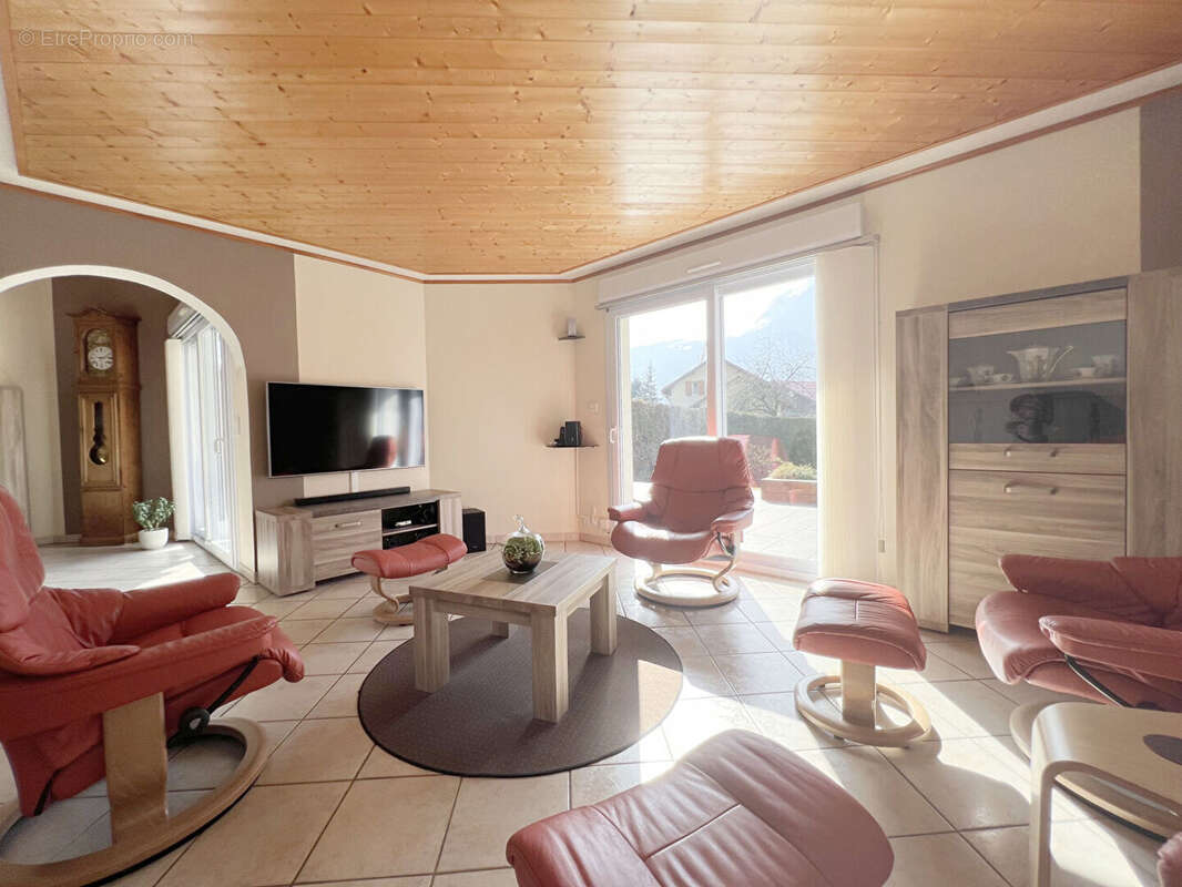 Maison à MAGLAND