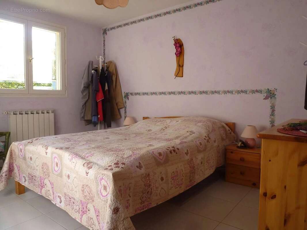 Maison à PUGET-THENIERS