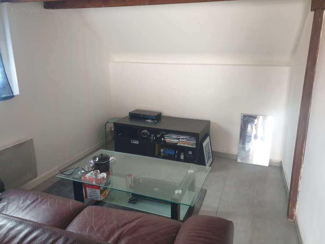 Appartement à SAINTRY-SUR-SEINE