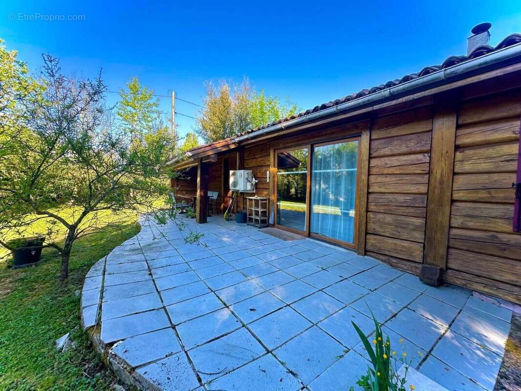 Photo 9 - Maison à ADILLY