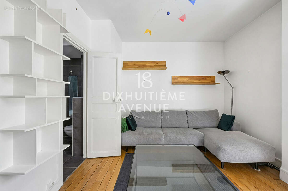 Rue des Sablons, 2ème étage, appartement avec mezzanine et balcon - photo 8