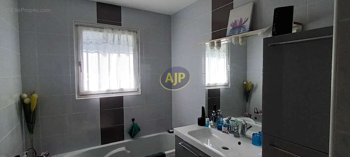 Maison à SAINT-VIVIEN-DE-MEDOC