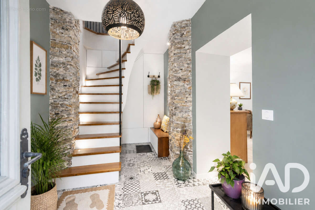 Maison 125 m² à Oudon  - photo 2
