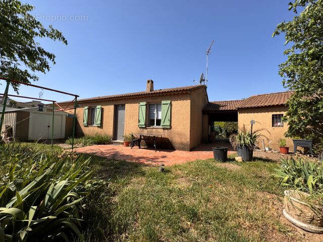 Maison à PEYROLLES-EN-PROVENCE