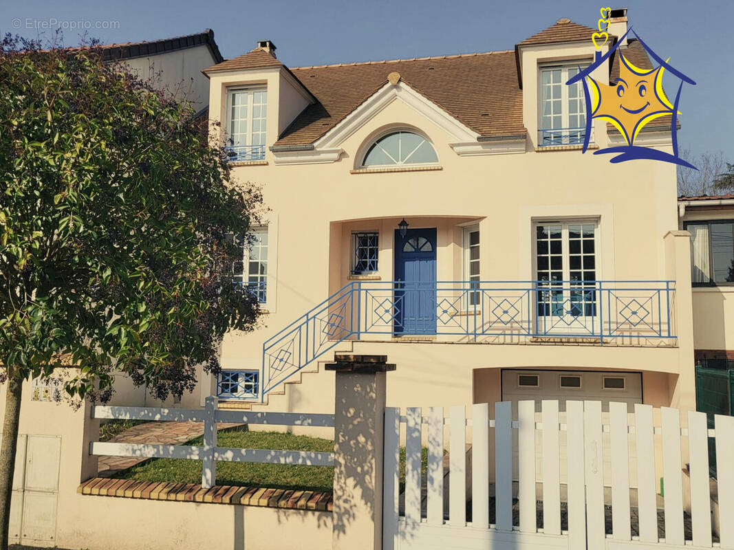 Maison à VIRY-CHATILLON