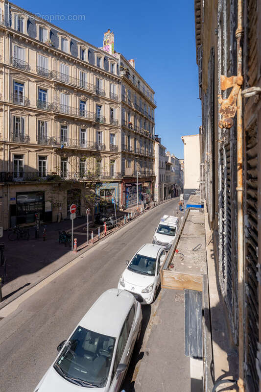 Appartement à MARSEILLE-5E