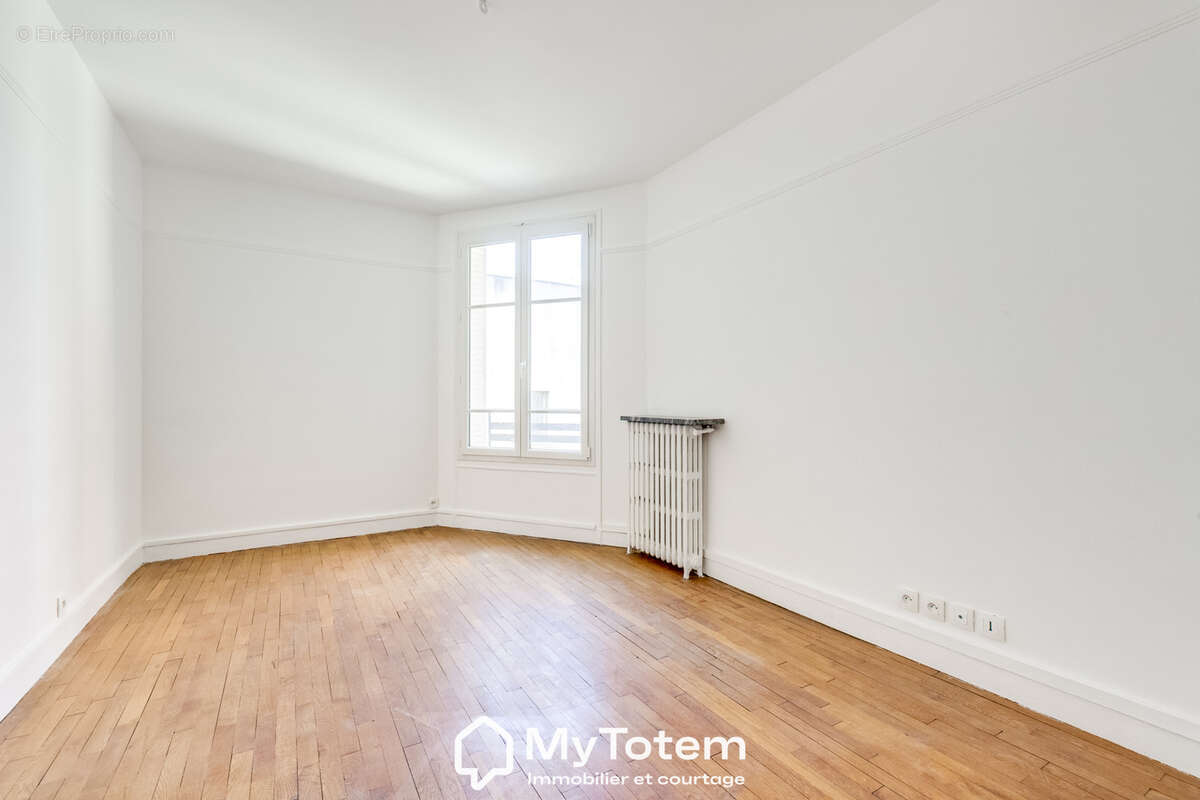 Appartement à LEVALLOIS-PERRET