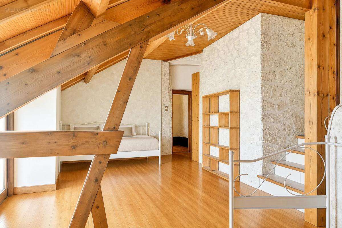 Maison de 7 pièces de 168 m² à Châteauvieux - photo 16