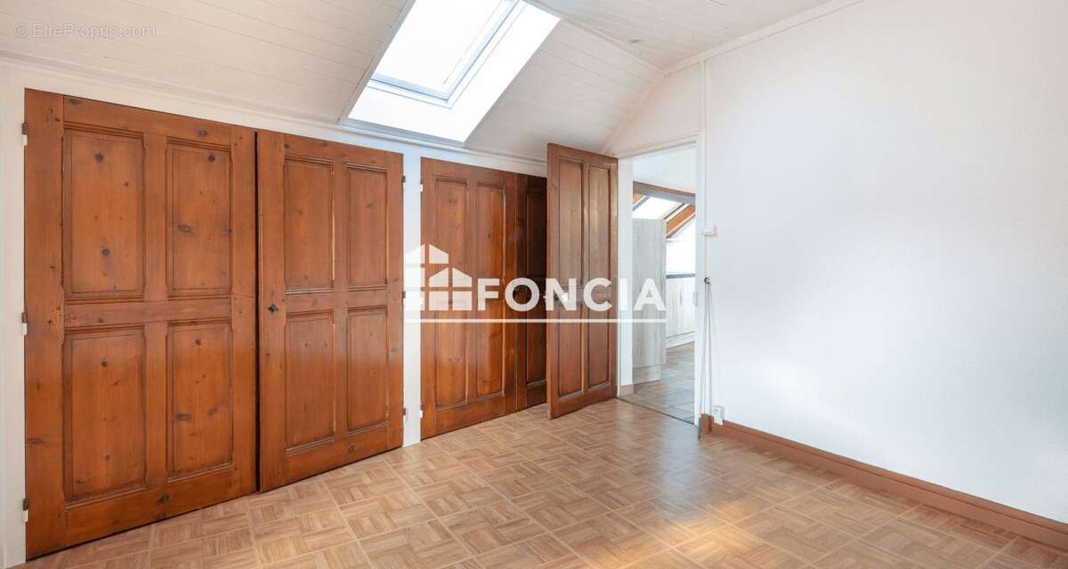 Exclusivite claix - centre ville - photo 8