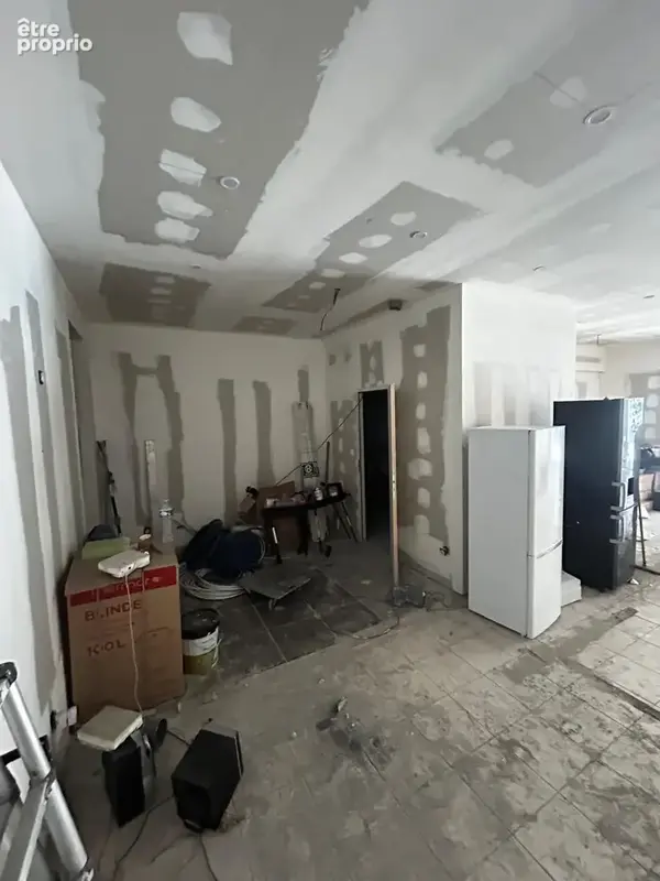 Murs commerciaux 77,6 m2   Boulevard de Plombières   Axe passant   Affaire à saisir - photo 4