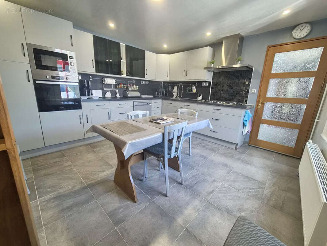 Maison à BRUAY-SUR-L'ESCAUT