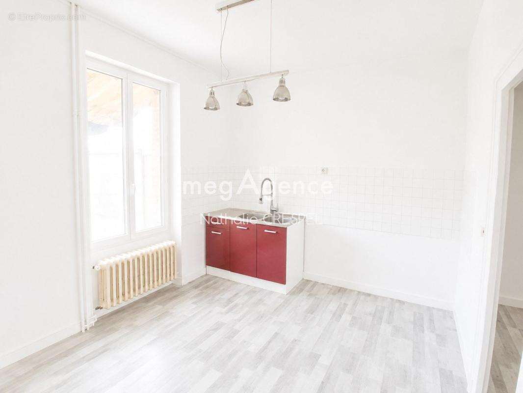 Maison à LA CHAPELLE-D'ANDAINE