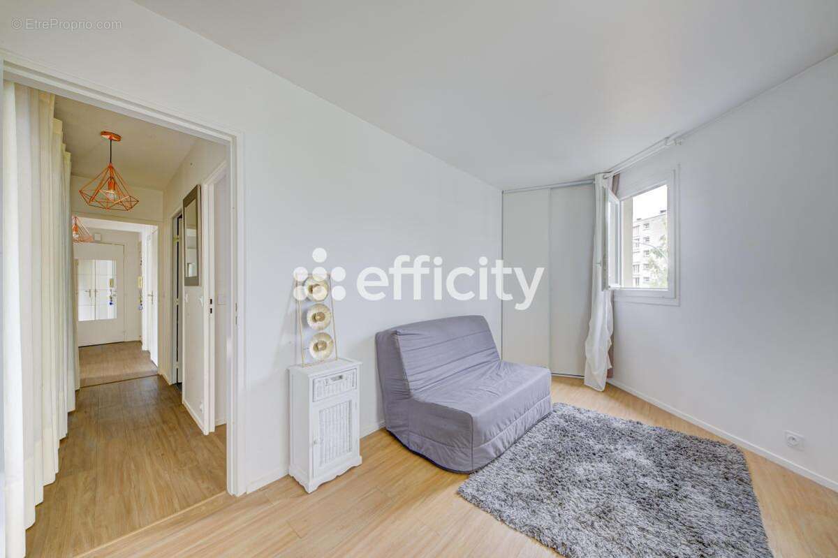 Appartement à ISSY-LES-MOULINEAUX