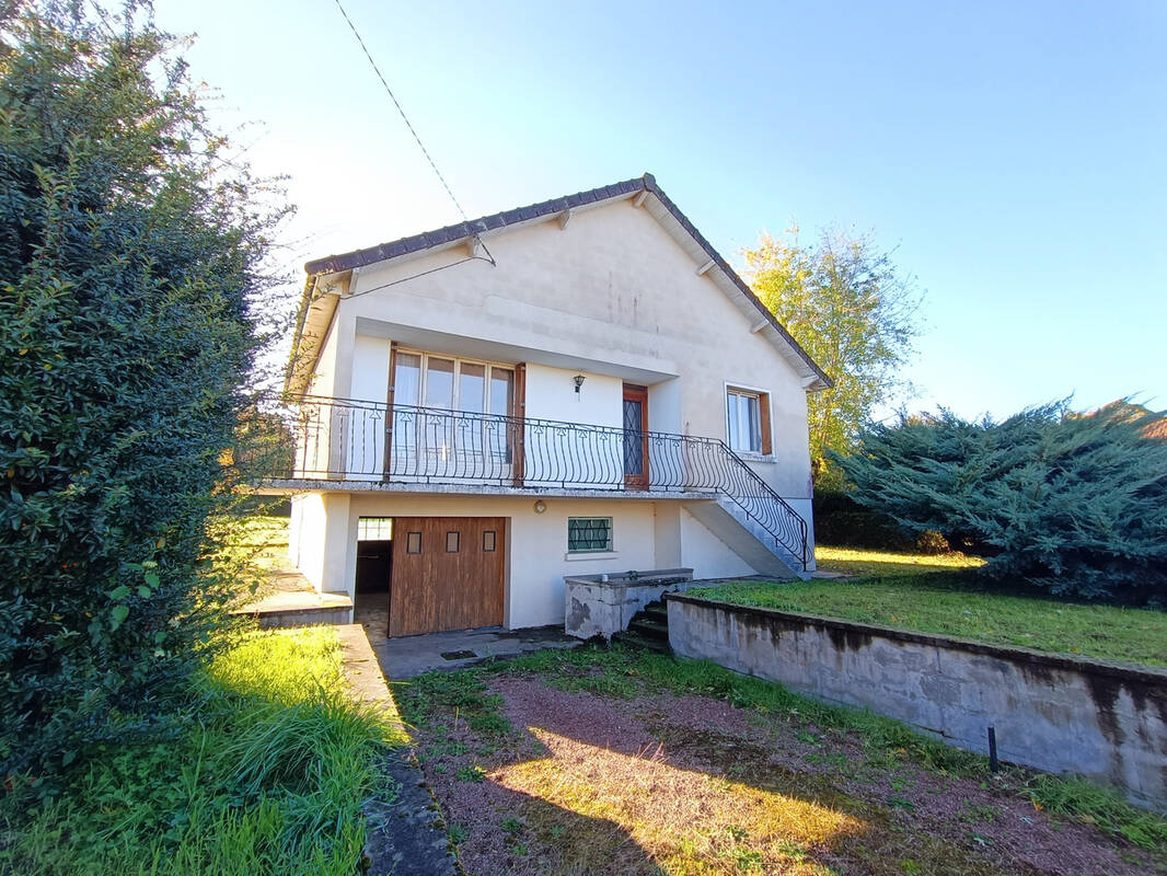 Maison à JOUET-SUR-L'AUBOIS