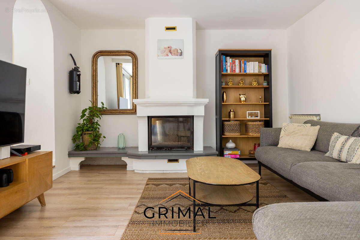 Appartement à MARSEILLE-11E