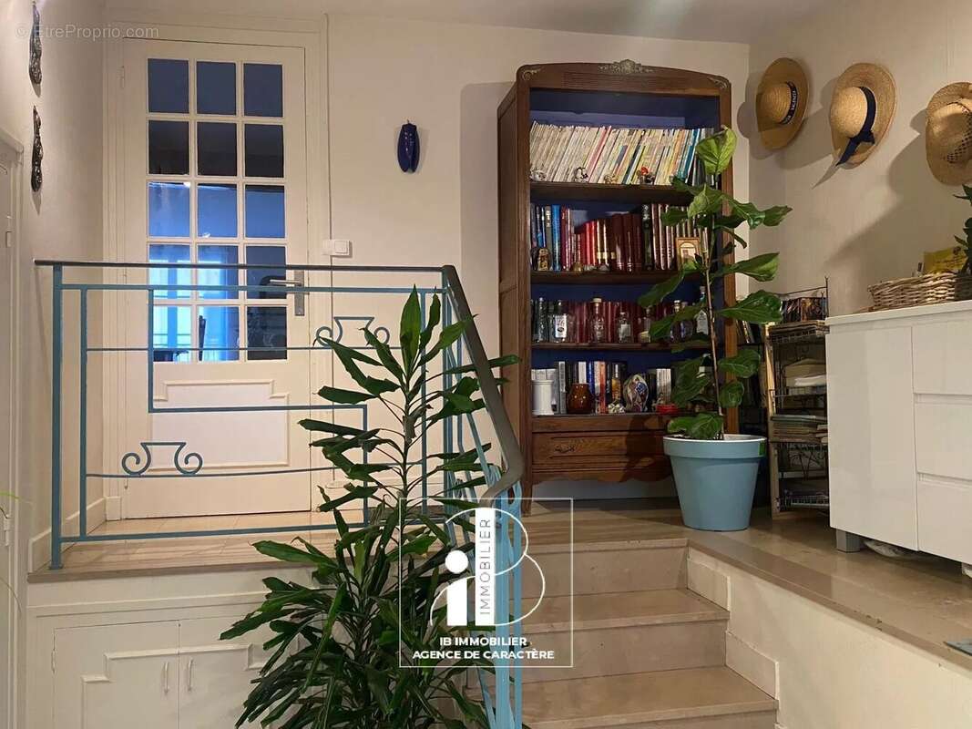 Appartement à FONTAINEBLEAU