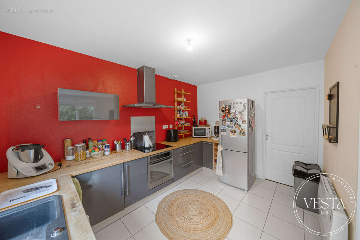 Maison à BELLENEUVE