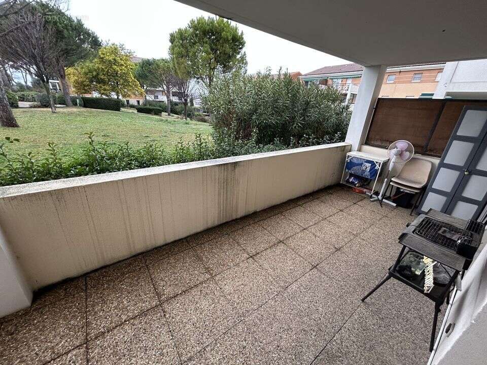 T2 - Chateau gombert - place - parking - terrasse - Appartement à MARSEILLE-13E