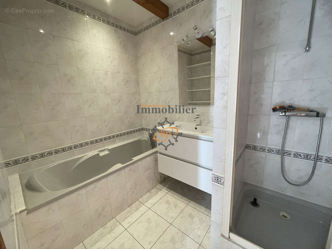 Appartement à SAINT-AFFRIQUE