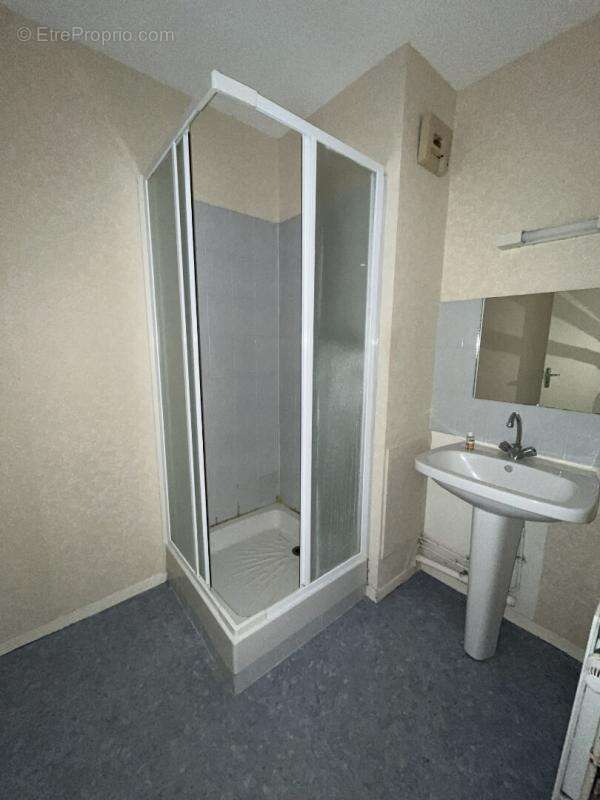 Angers - T4 en duplex avec parking - photo 12