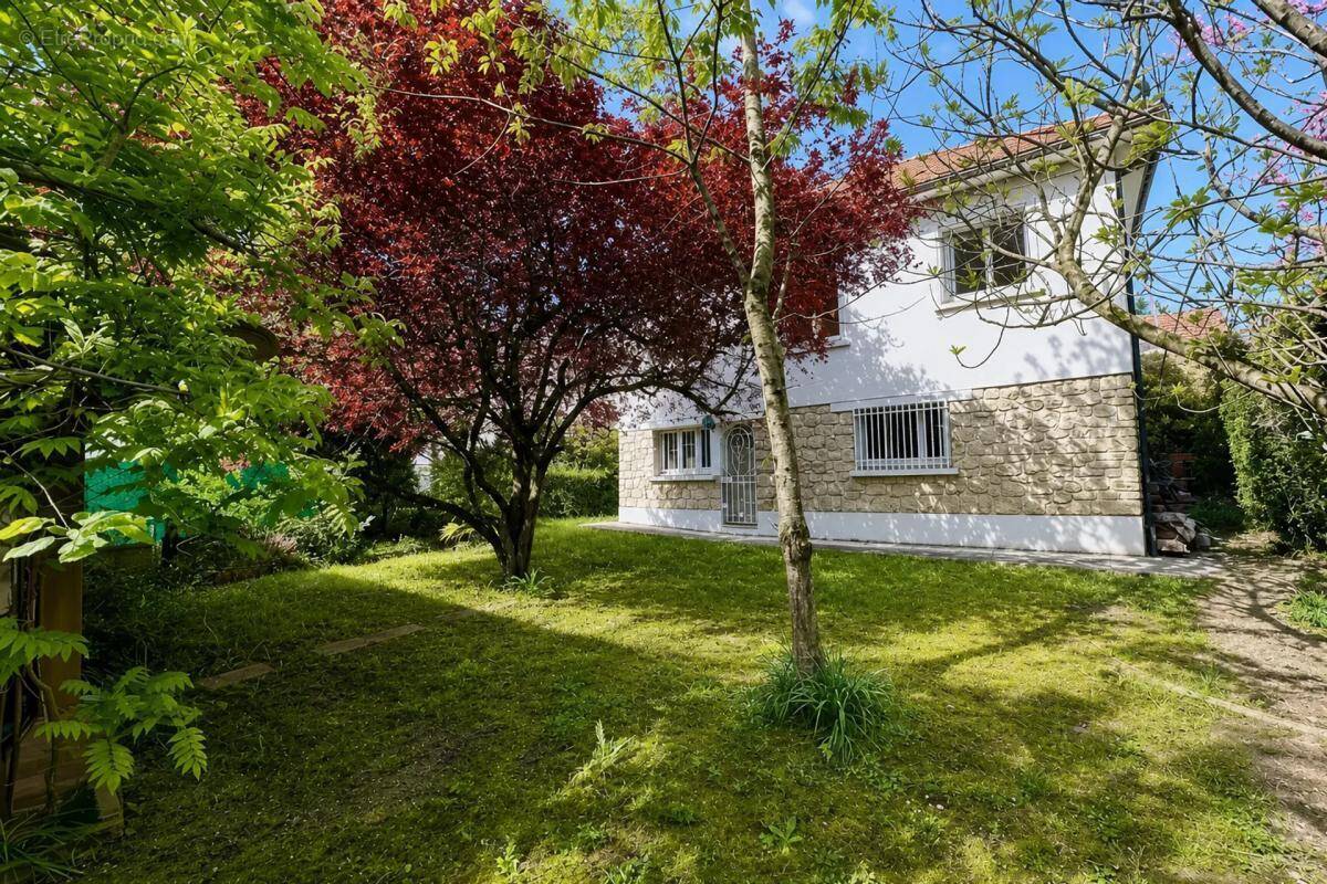 Maison à VILLEMOMBLE