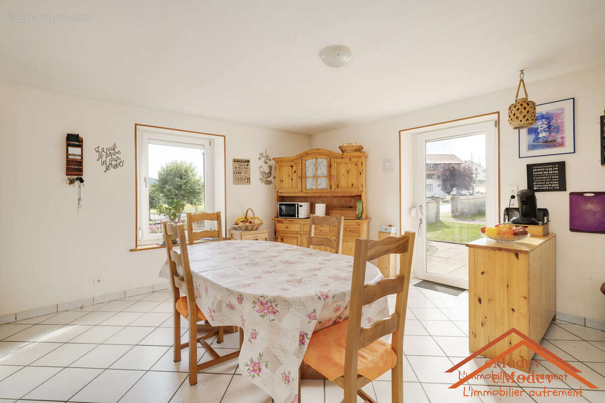 Maison à GIRMONT-VAL-D&#039;AJOL