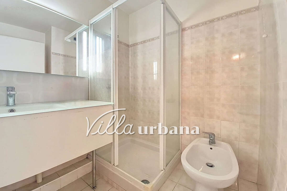 Appartement 117 m² à Antibes  - photo 8