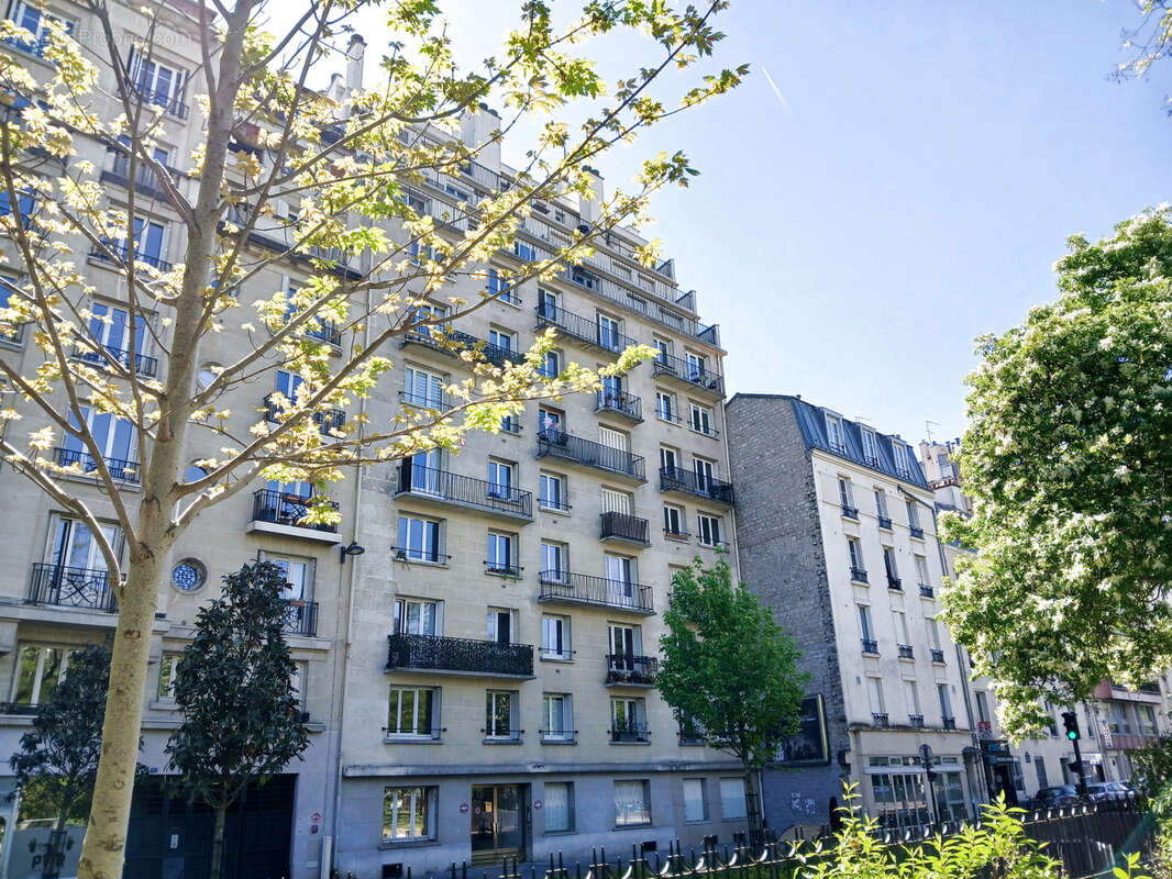 Appartement à PARIS-20E