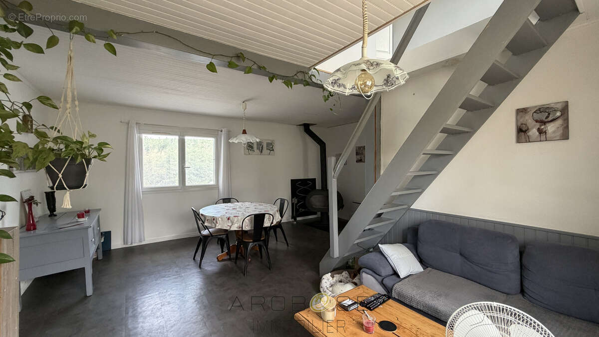 Maison de campagne en pierre avec jardin ! - photo 7