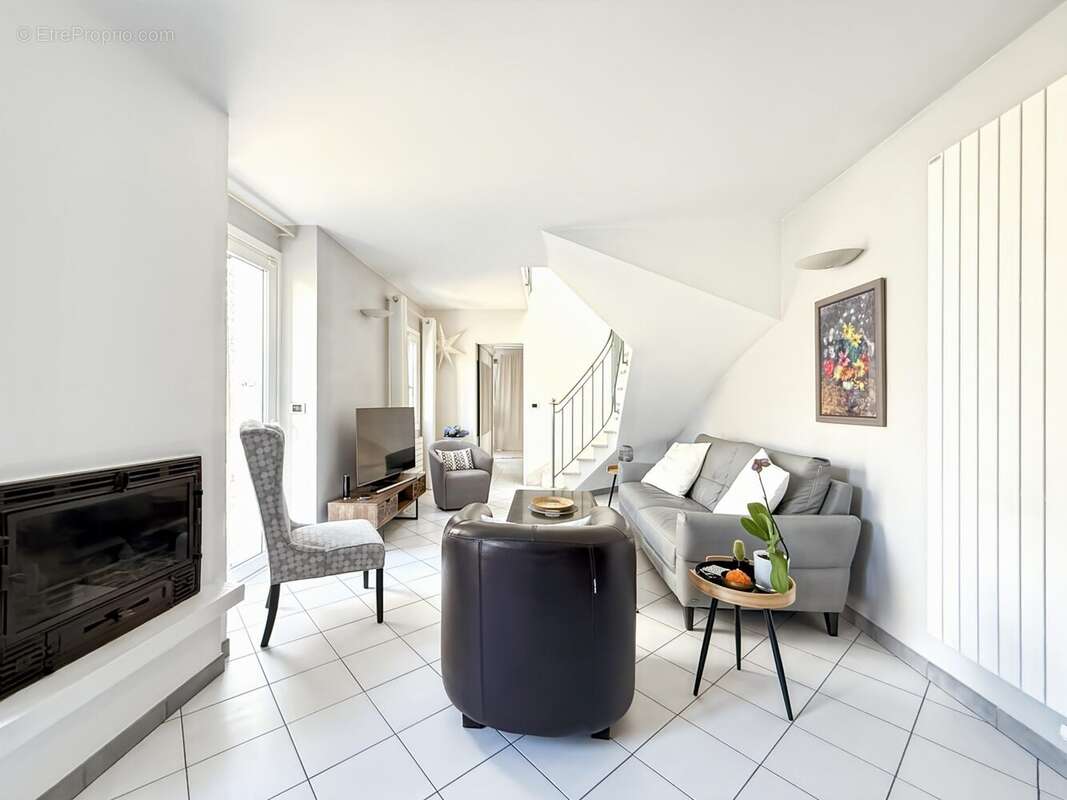 Maison à CHOISY-LE-ROI