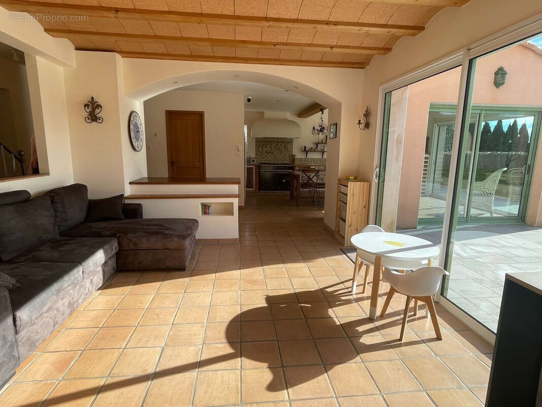 Maison à SAINT-PROUANT