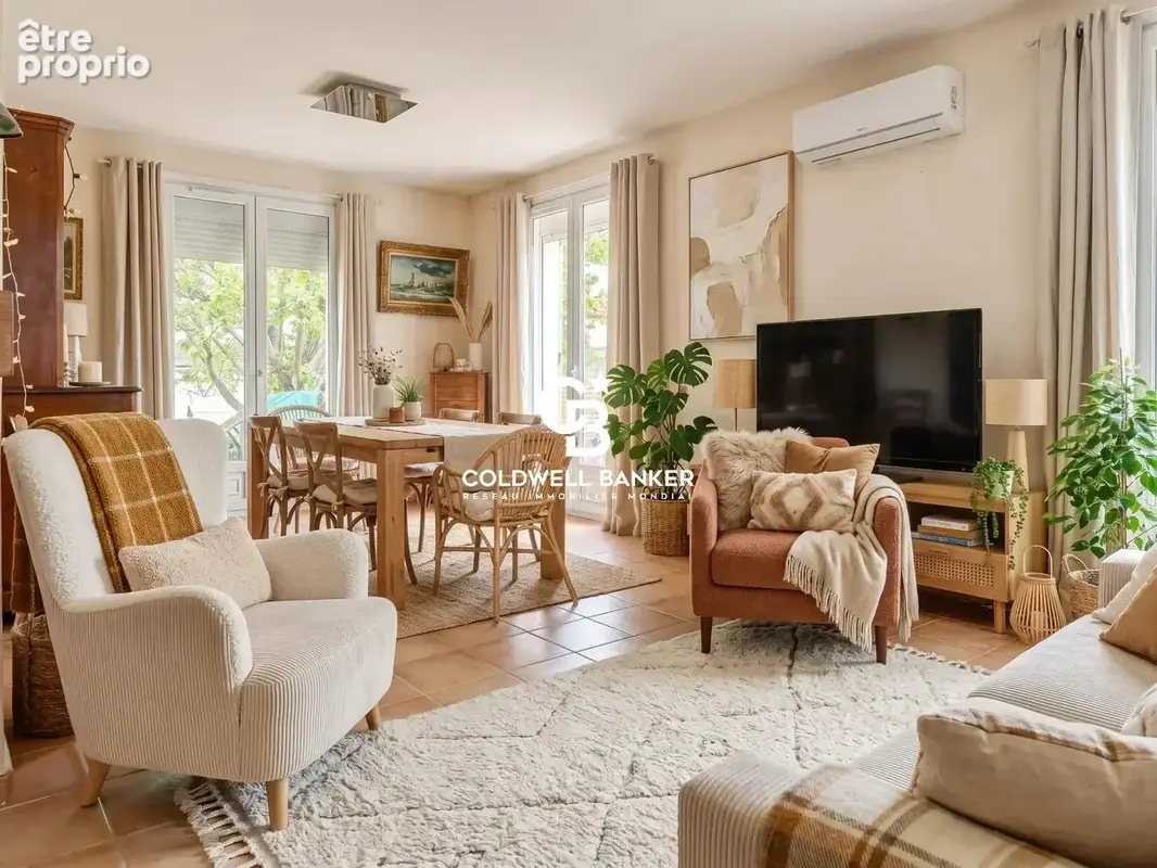 Maison contemporaine - proche des commerces - Saintes - photo 2