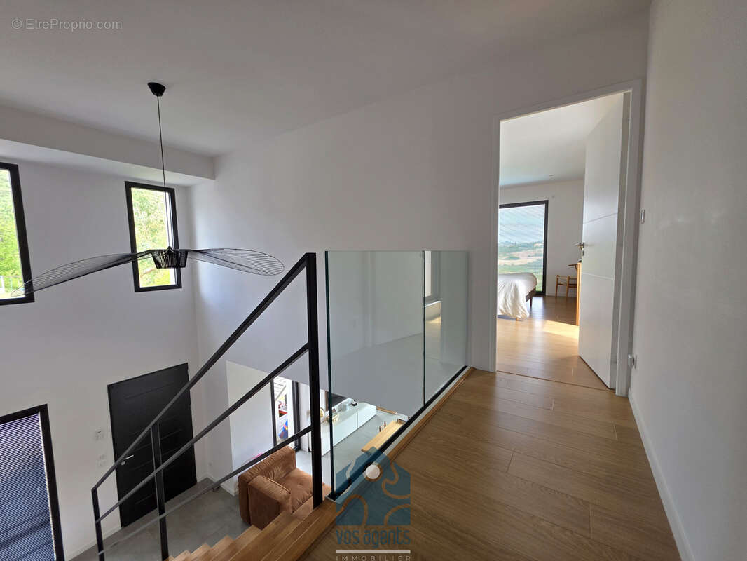 Maison à VEYRE-MONTON