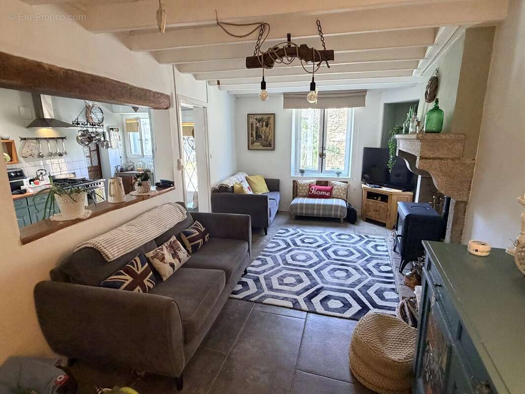 Quatre chambres, grande maison familiale, très bien rénovée - photo 3