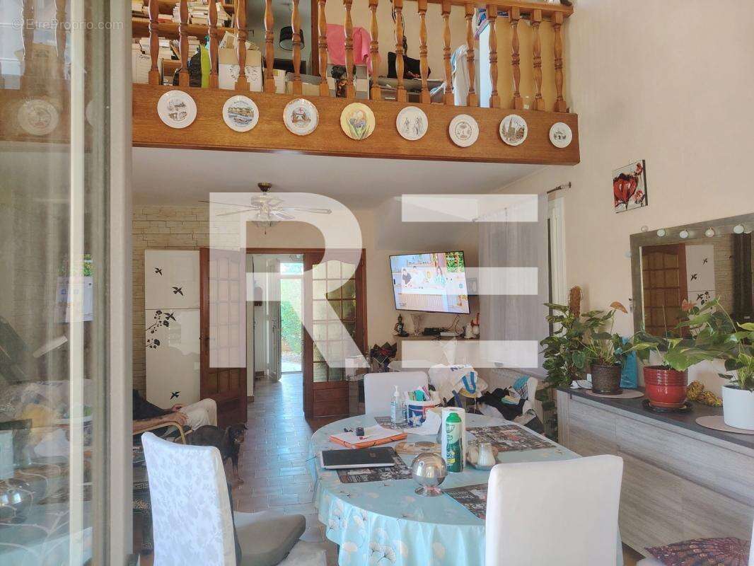 Maison à MARGUERITTES