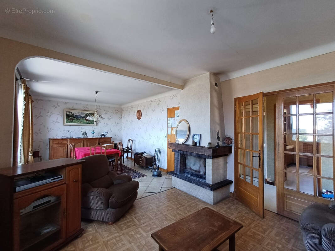 Maison à VILLEFRANCHE-DE-ROUERGUE