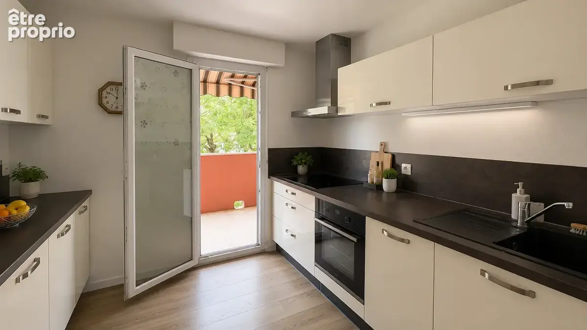 Superbe T4 de 76,81 m2 avec garage dans résidence sécurisée - photo 2