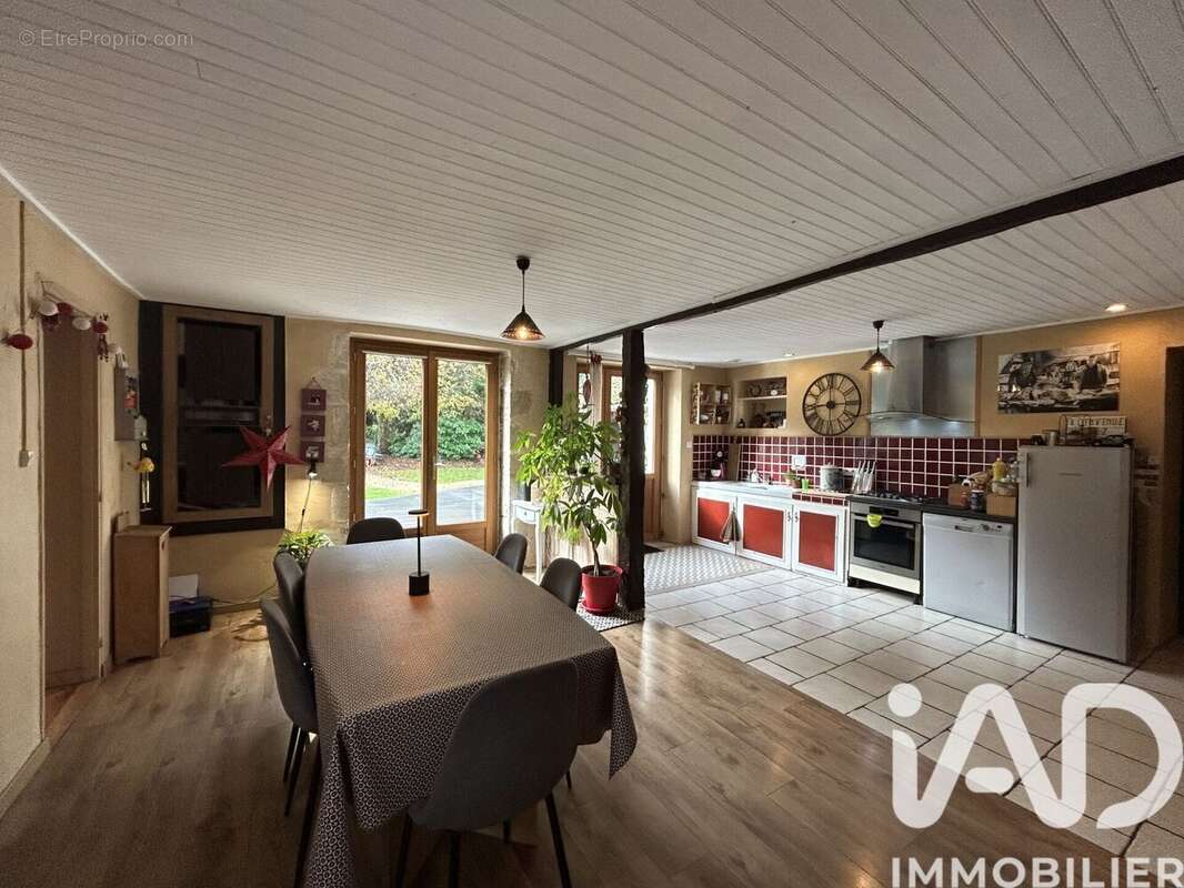 Photo 3 - Maison à LEZAY