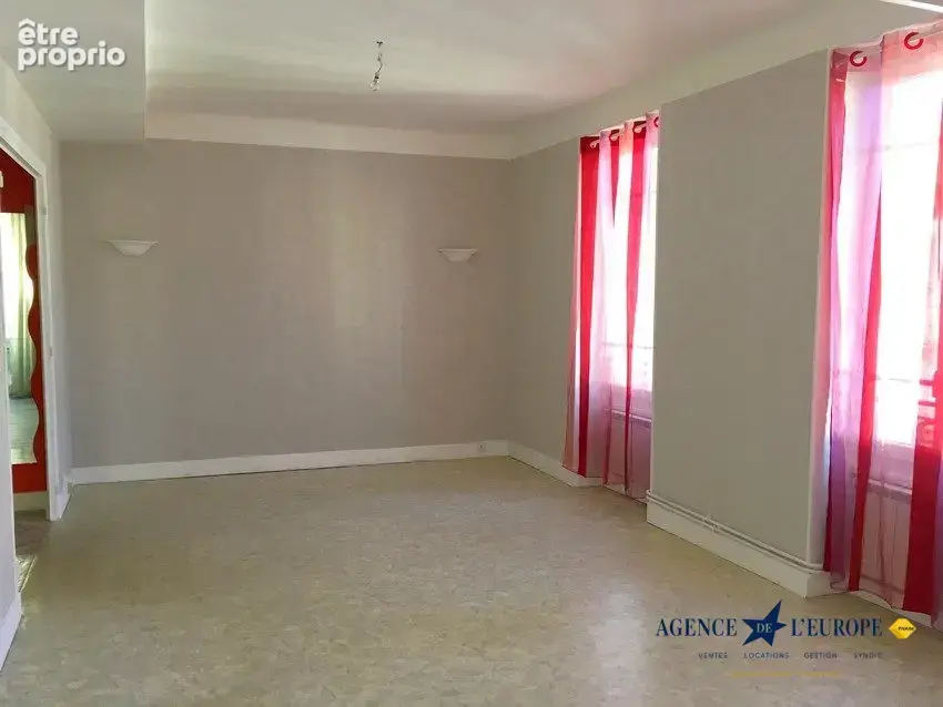 Appartement 57 m² à Vichy  - photo 4