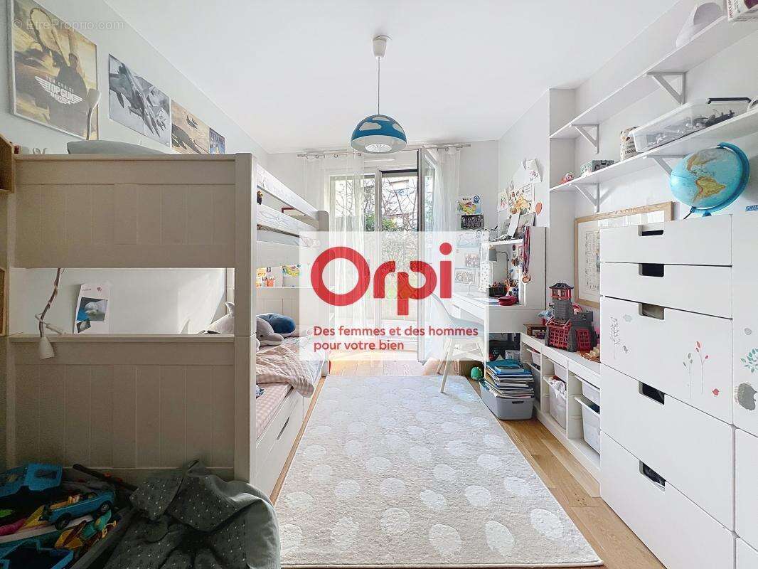 Appartement à ISSY-LES-MOULINEAUX