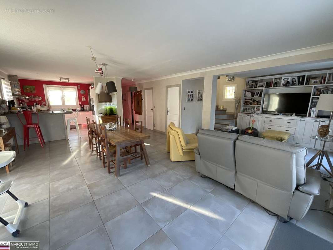 Maison à COLOMBIERS