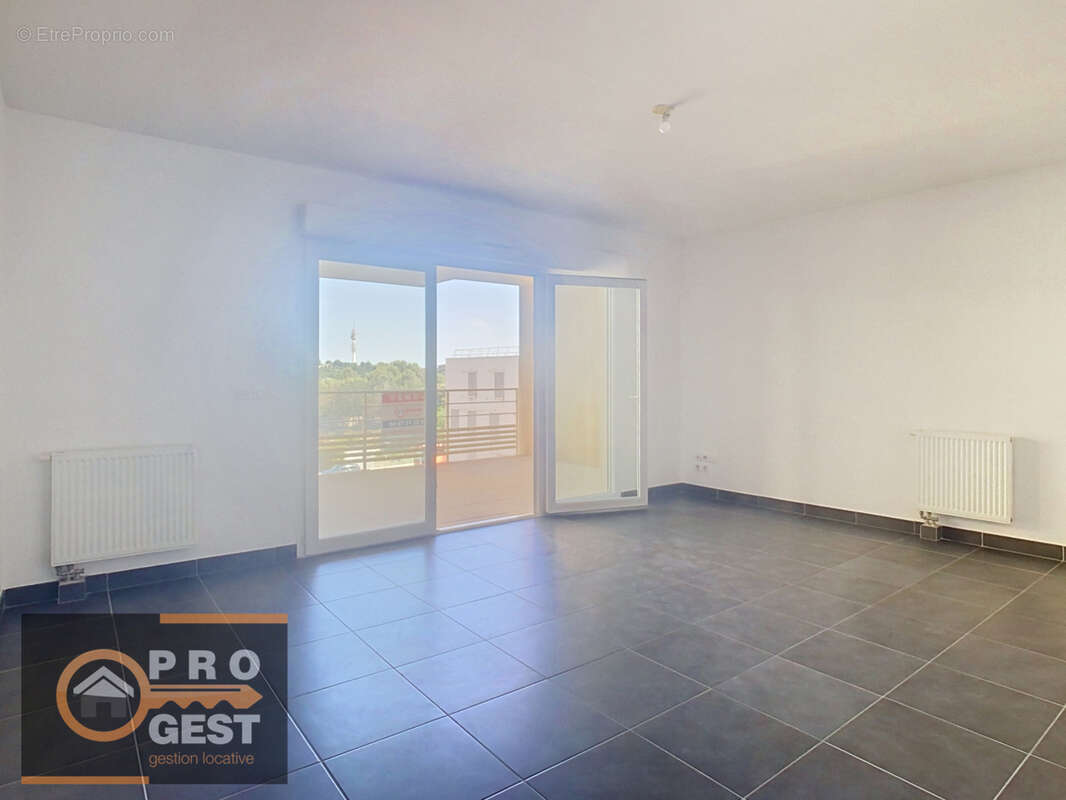 Appartement à JUVIGNAC